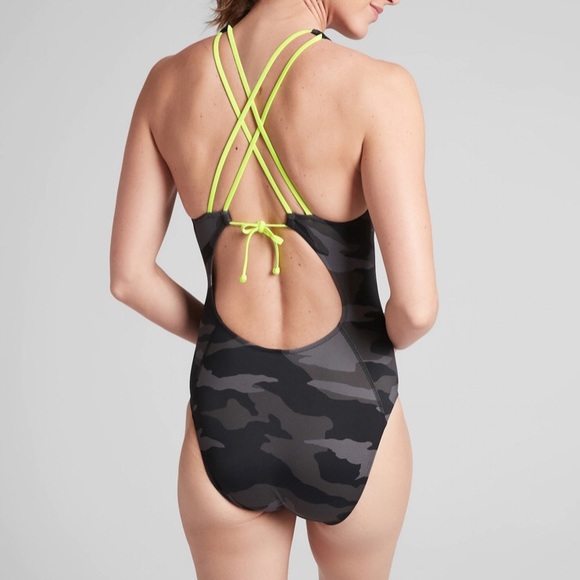 New Size 40 Athleta Freestyle Camo One Piece Bathing Suit 14 - Picture 2 of 11